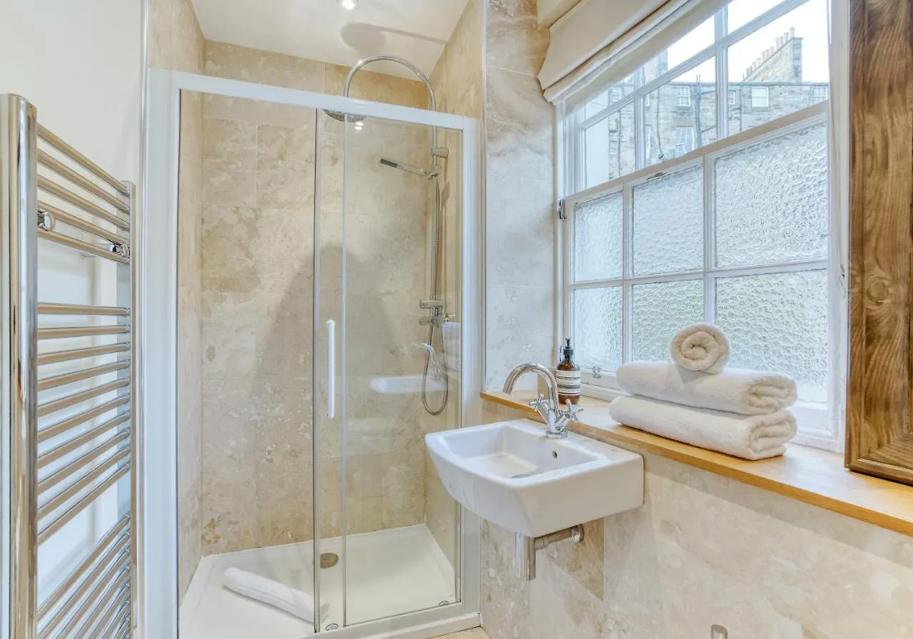 The Gloucester Lane Residence Edinburgh Apartment
