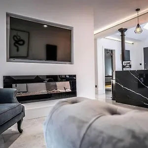 Luxury Royal Mile Boutique 2bedroom Apartamento