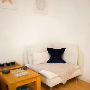 Guestready - Calm And Sleeps Up To 6 Edinburgh