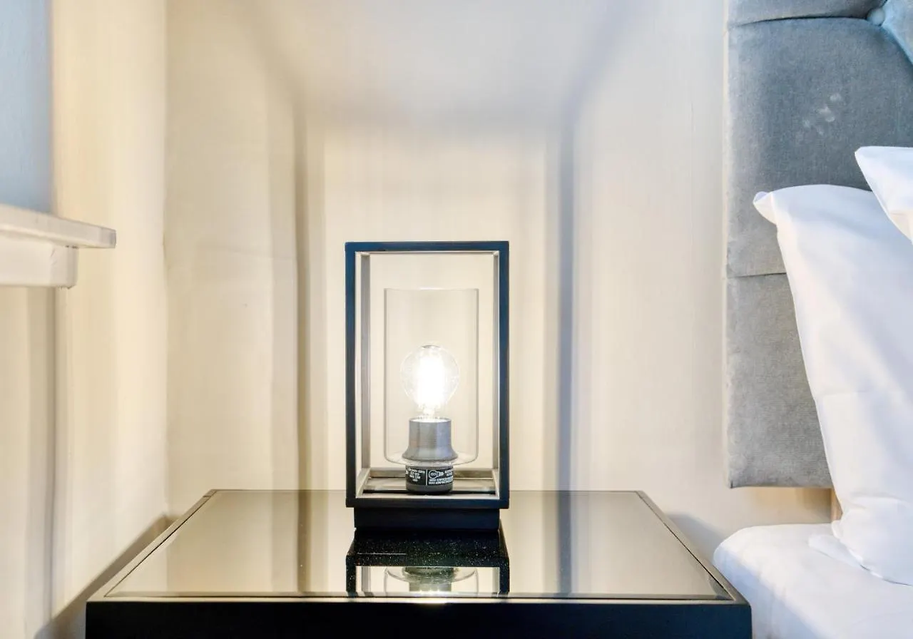 The Gloucester Lane Residence Edinburgh Apartment